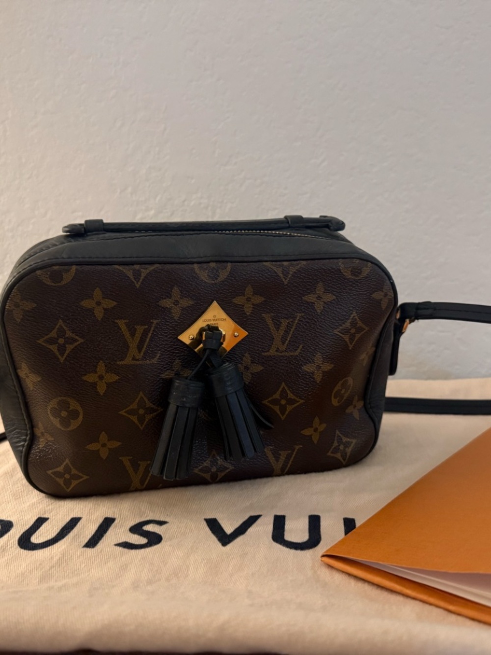 Authentic Signature Louis Vuitton Shoulder Bag - Saintonge